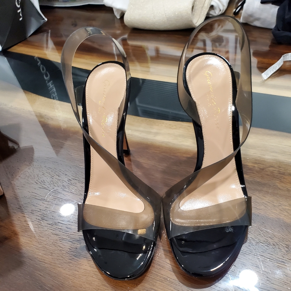 Giannvito rossi sandals